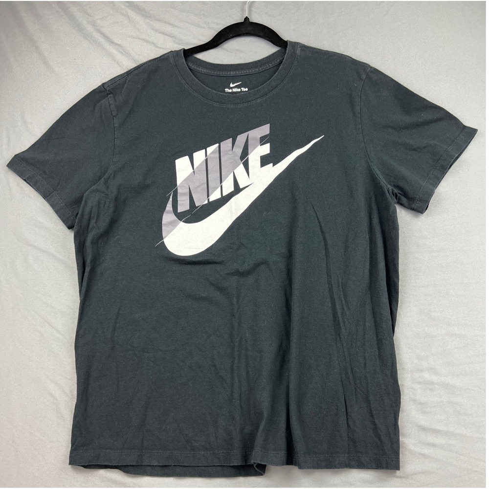 Nike T-Shirt Mens XL The Nike Tee Black Futura Logo Graphic Short Sleeve Good